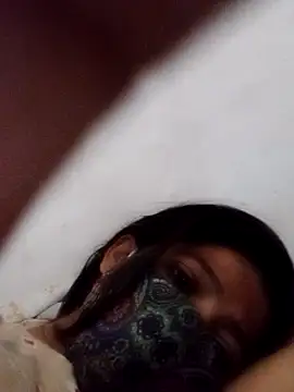 Cute-Naavya webcam