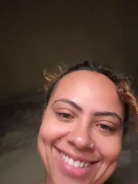 Chloe_Leaozinho webcam