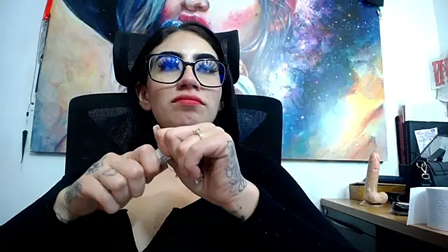 SCARLETT_INK_ webcam