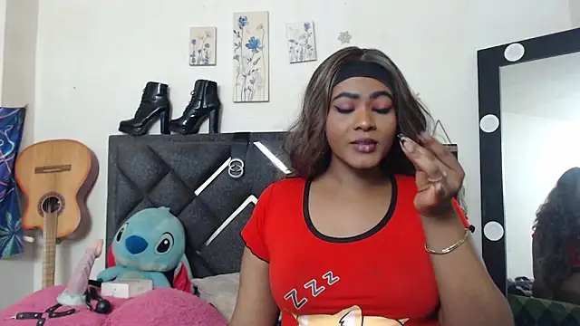 Natashabella___ webcam