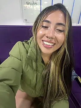 ManuelaVeeleez webcam