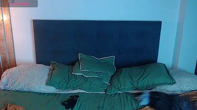 leia_hot_ webcam
