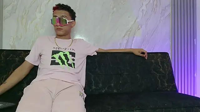 KING_BOYS2026 webcam