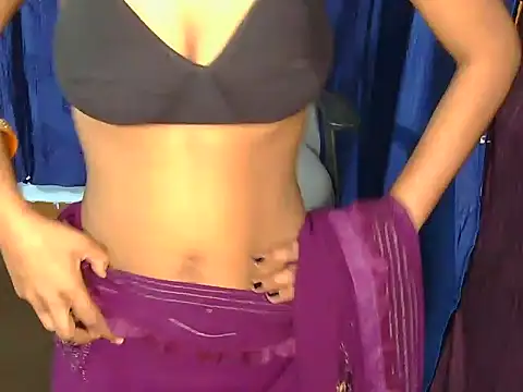 Queen_pooja1 webcam