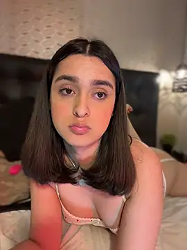 MiahWindsor webcam