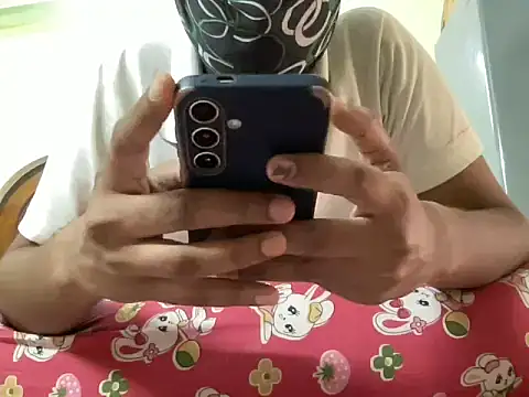 Slave_Aryan webcam