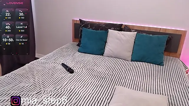 mia_stephan webcam