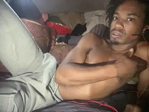 SlimeCrownzOut5 webcam