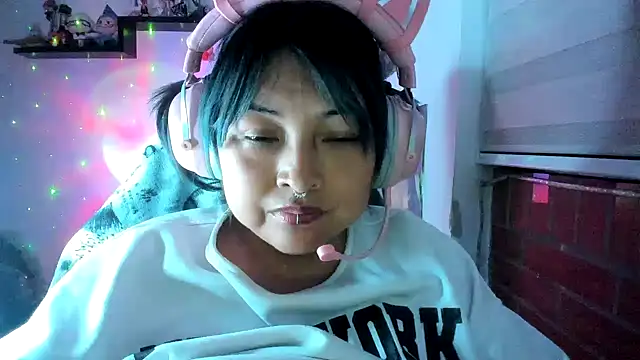 Shaddycute_ webcam