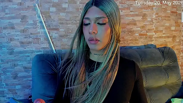 Dreams_Chloe webcam