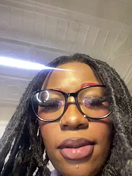 CurvyCocoxxx webcam
