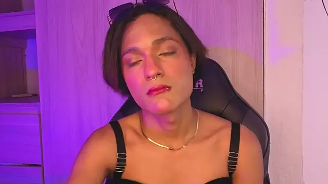 tiffanyy_777 webcam