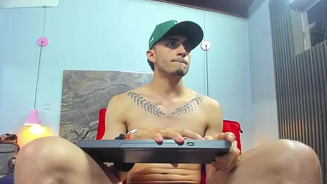 James-06 webcam