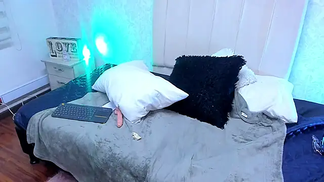 DaniRivers webcam