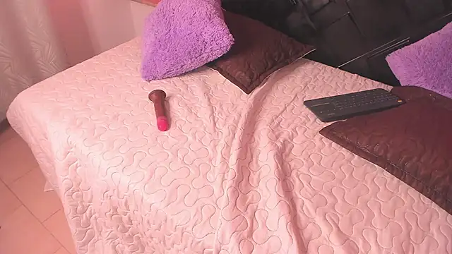 Kitty_Burn webcam