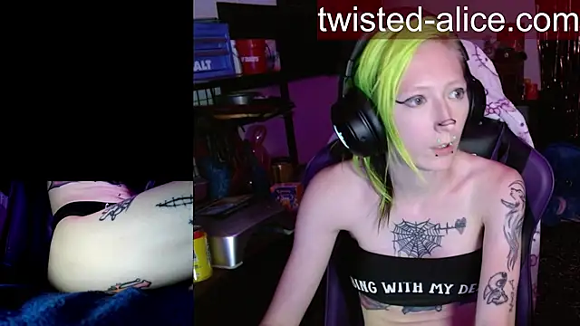 Twisted_Alice webcam