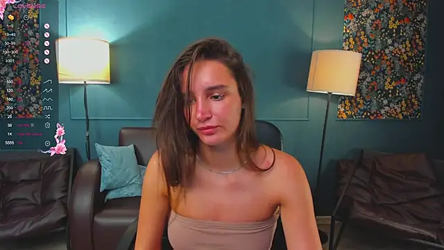 NicoleWells22 webcam