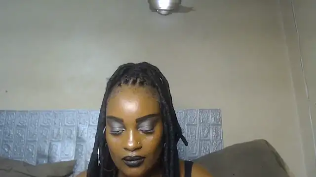 DarkEmpressxx webcam