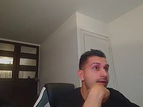 BryceReign webcam