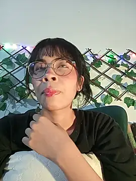 dolliette24 webcam