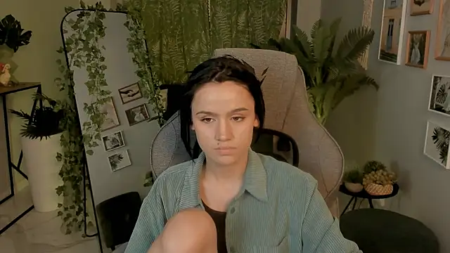 MonicaFarmer webcam