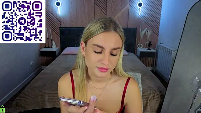 Silen_Tori webcam