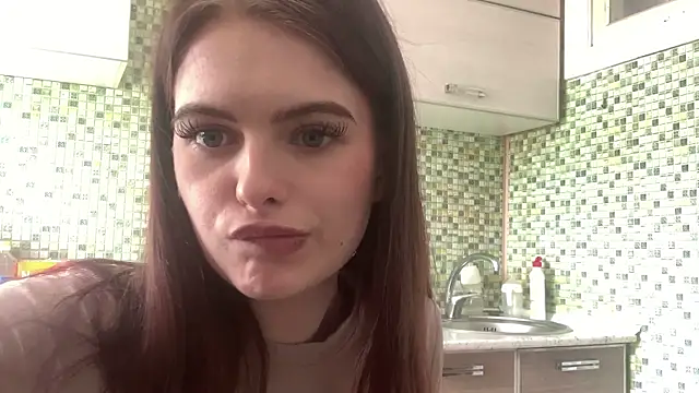KikiAmino webcam