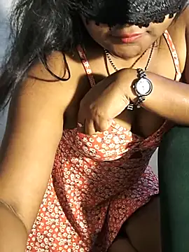 DIRTYSECRET_QUEEN_07 webcam