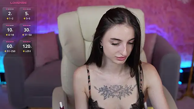 EmilyyMoon webcam