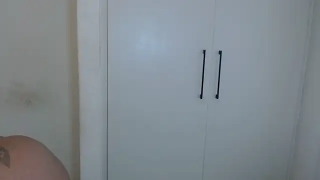 CuteHoney92 webcam