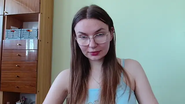 LooveELLYx webcam