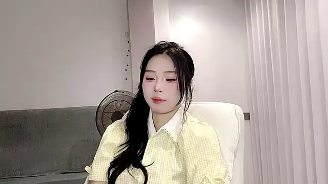 yiyibaby2026 webcam