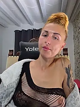 kylie_blck webcam