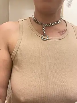 Desirae_Luciano