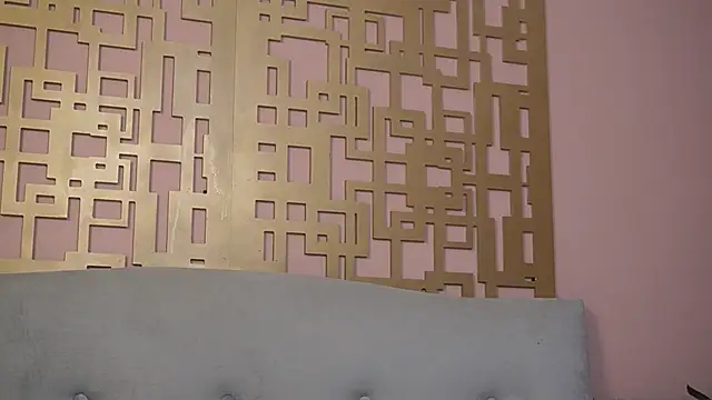 BellaNoirX webcam
