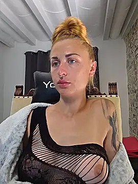 kylie_blck - Kylie_blck's free webcam - UK Sex Cams