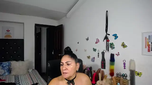 mature_bigboobs10 webcam