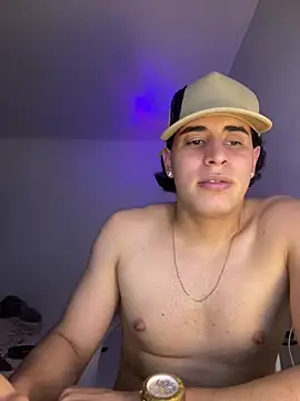 Maximuz1920 webcam