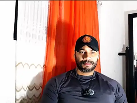 musclehetero webcam