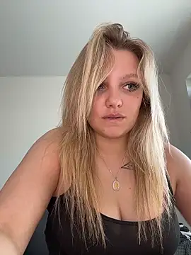 bettyloveu webcam