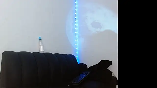 Zeusdark19 webcam