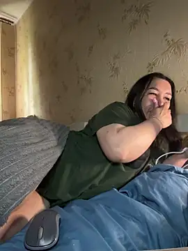 Naughtbaby_2025 webcam