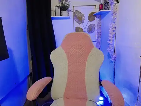 urlovely_ella webcam
