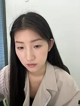Mina_168 webcam