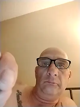 Tippy676 webcam