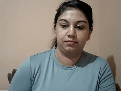 bellachow10 webcam