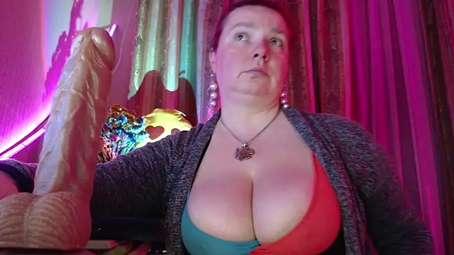 amorelara - Amorelara's free webcam - UK Sex Cams