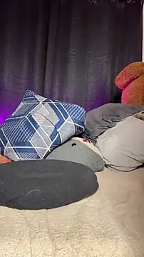ChrisRuiz webcam