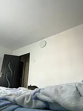 MikyVesela webcam