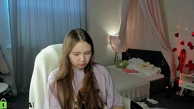 boozekirs_ - Boozekirs_'s free webcam - UK Sex Cams